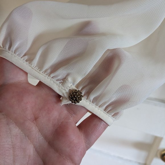 cream blouse - Picture 2 of 6